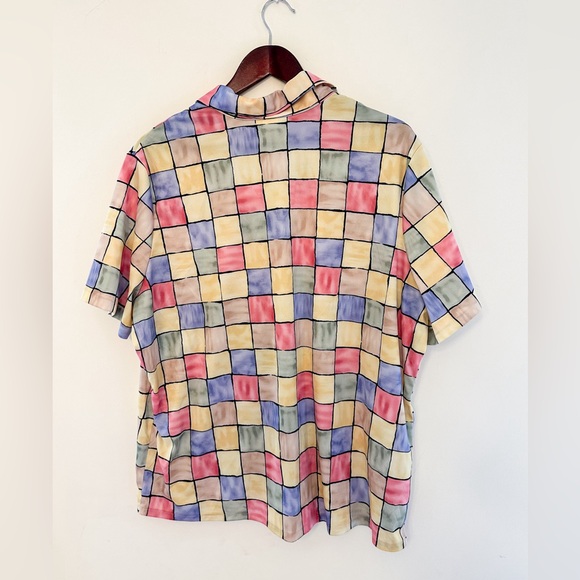 Vintage Retro Pastel Checkered Women’s Blouse - Picture 3 of 4